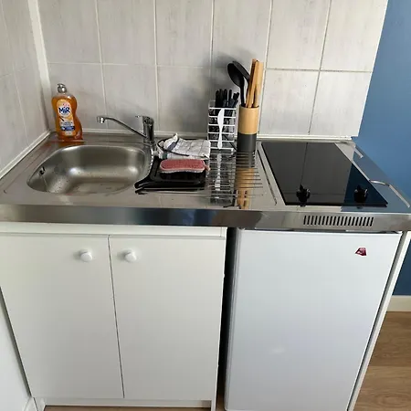 Les Lilas Gare Centre 2 Pers Apartment *